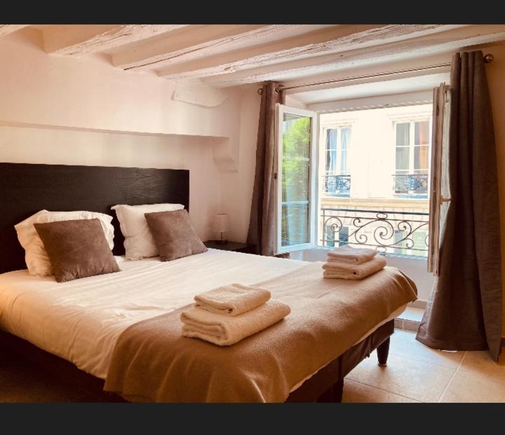 Rivoli Vieille Du Temple With Ac Apartment Paris Bilik gambar